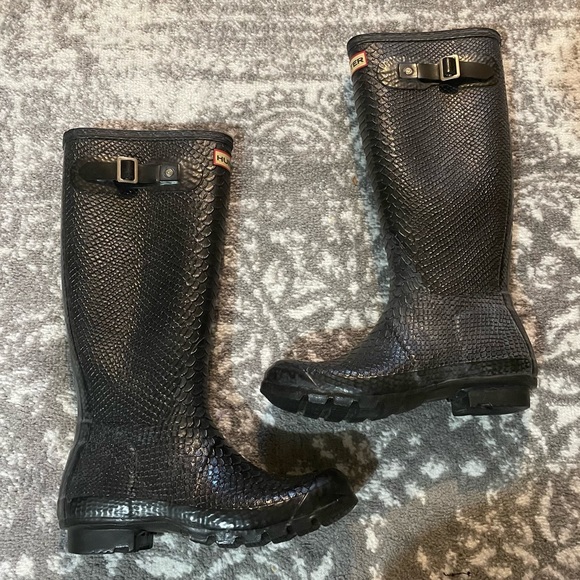 Hunter Shoes - Hunter Reptile Print Tall Black Boots